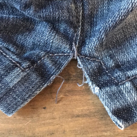 Express jean shorts - Picture 6 of 8